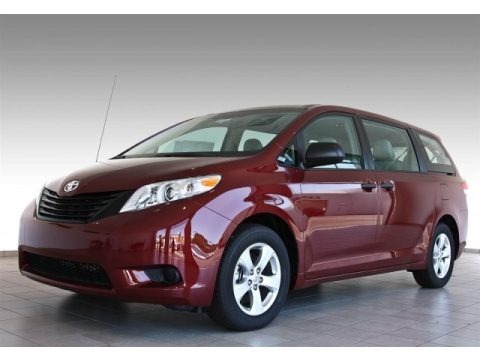 2013 Toyota Sienna V6 Data, Info and Specs