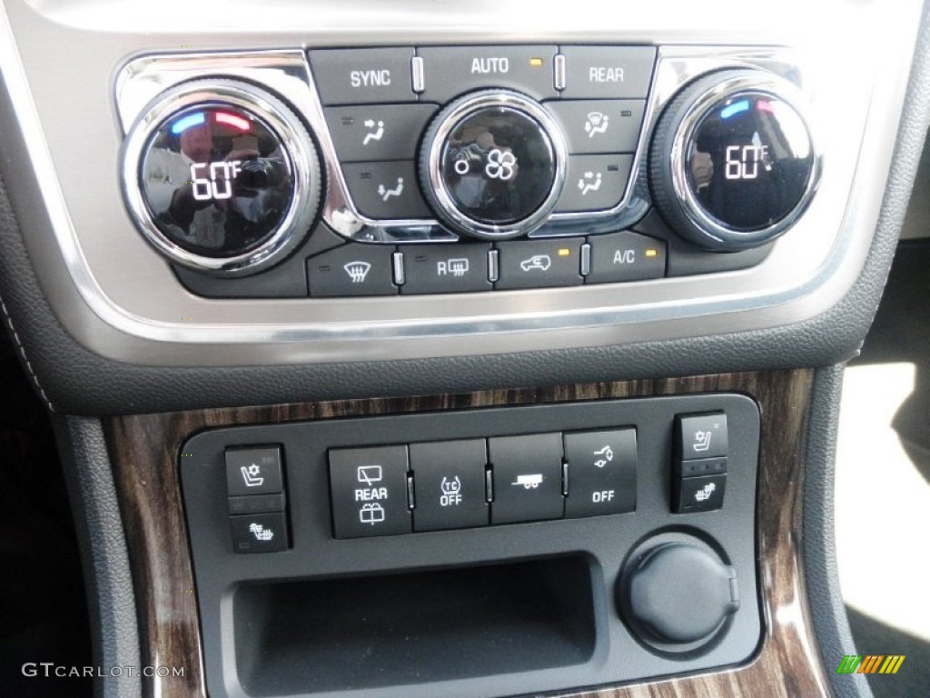 2014 GMC Acadia Denali AWD Controls Photo #82529141