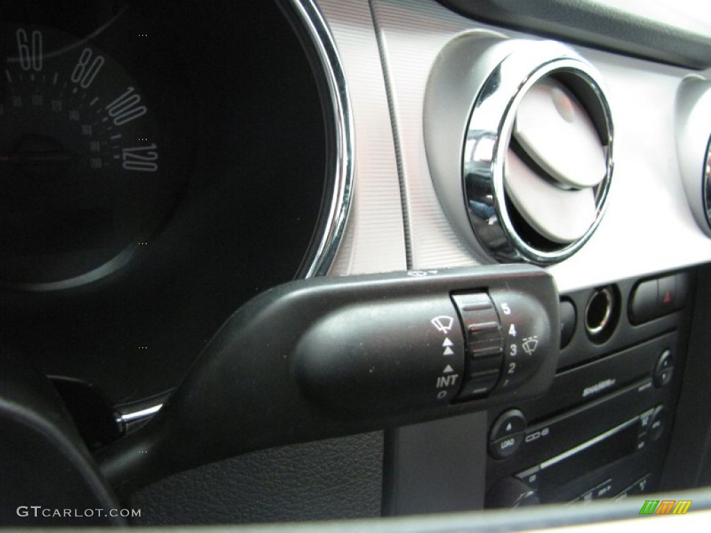 2007 Mustang V6 Deluxe Coupe - Torch Red / Dark Charcoal photo #13