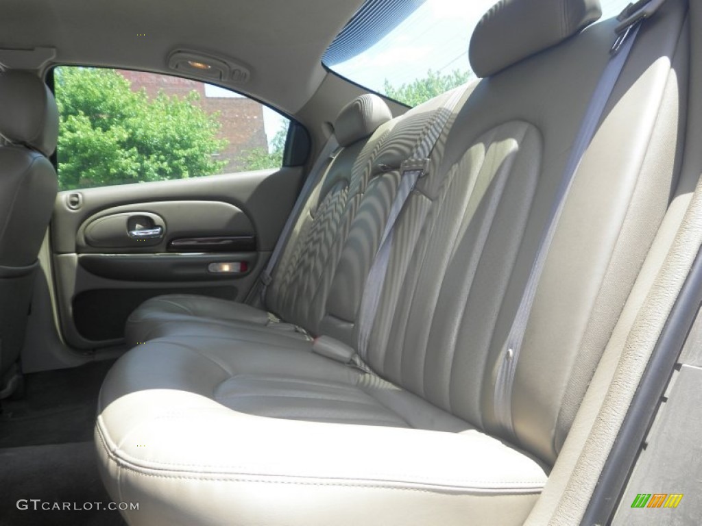 2001 300 M Sedan - Cinnamon Glaze Metallic / Sandstone photo #9