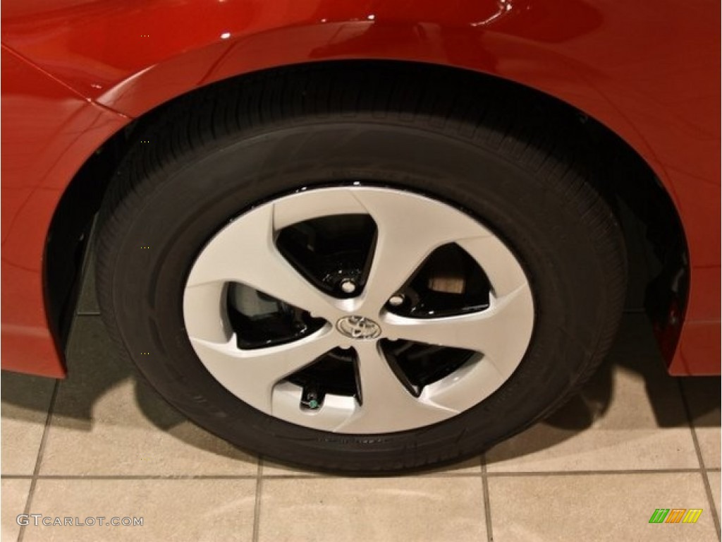 2013 Prius Three Hybrid - Barcelona Red Metallic / Bisque photo #5