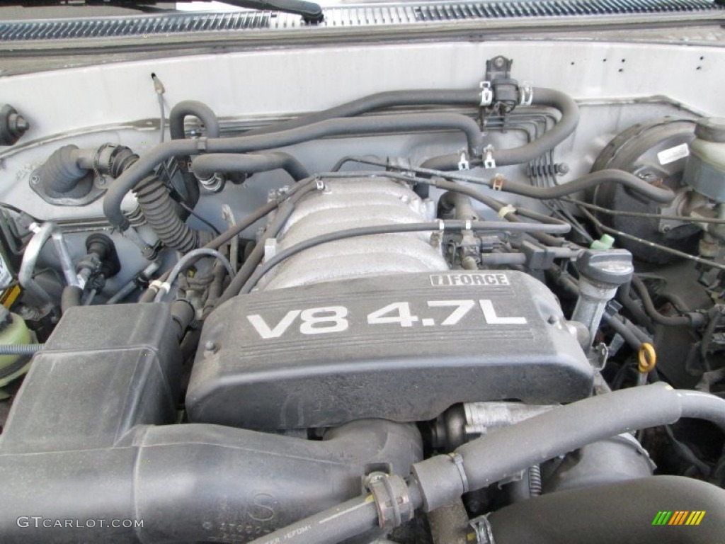 2002 Toyota Sequoia Limited 4WD Engine Photos