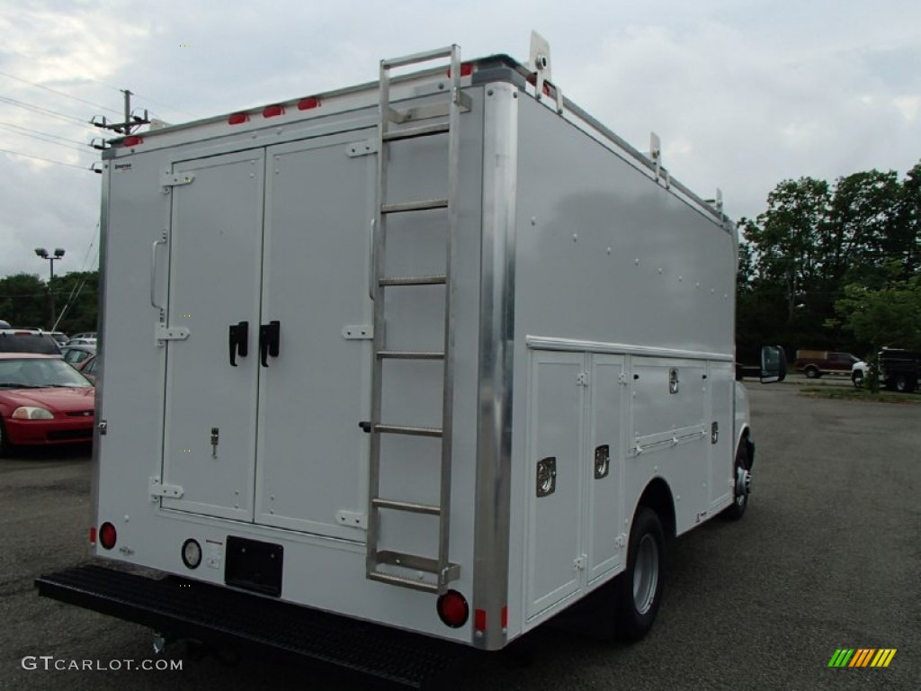 2013 Express Cutaway 3500 Utility Van - Summit White / Medium Pewter photo #4