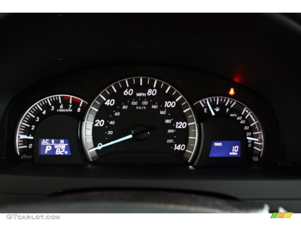 2013 Camry SE - Classic Silver Metallic / Black photo #9