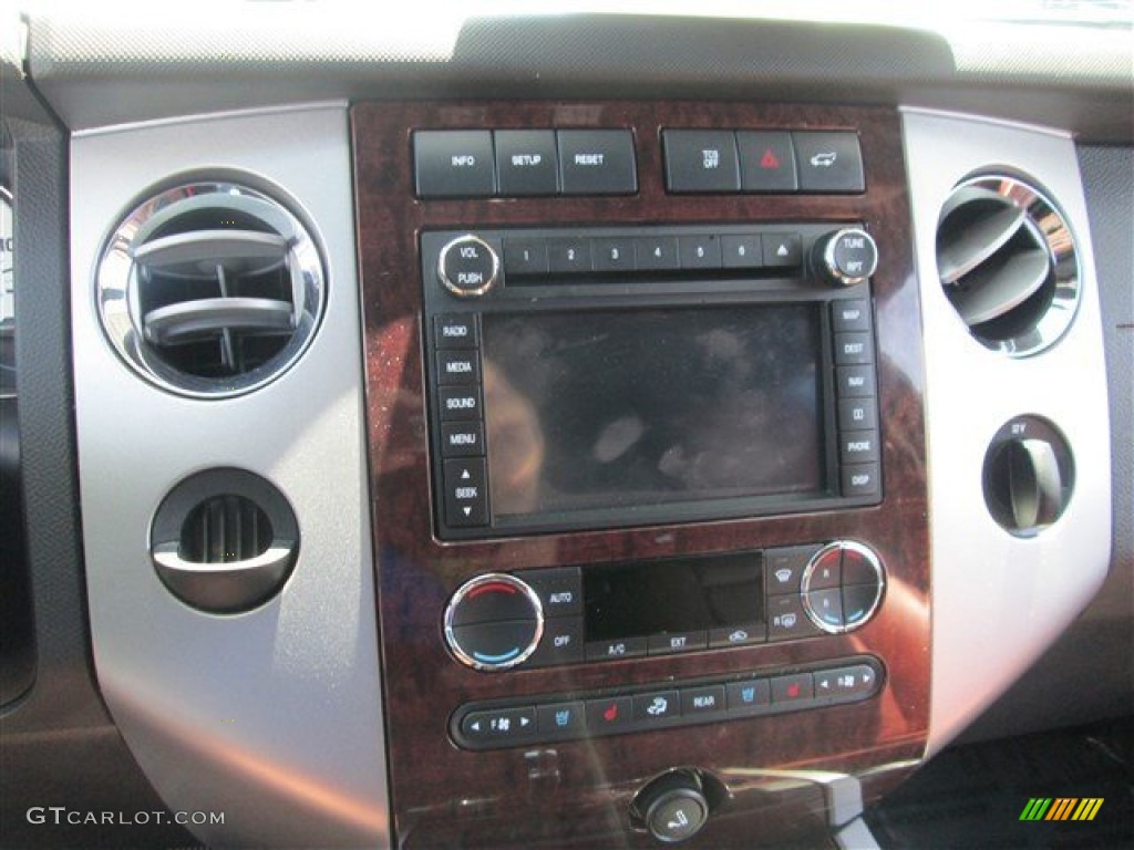 2012 Ford Expedition King Ranch Controls Photos