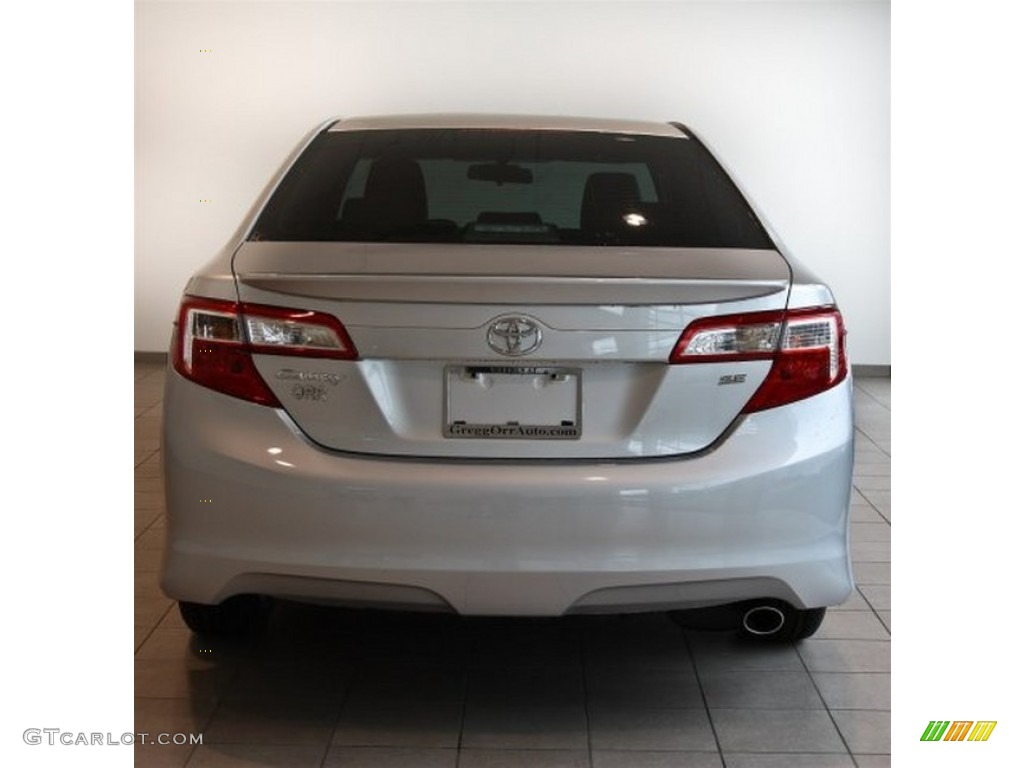 2013 Camry SE - Classic Silver Metallic / Black/Ash photo #3
