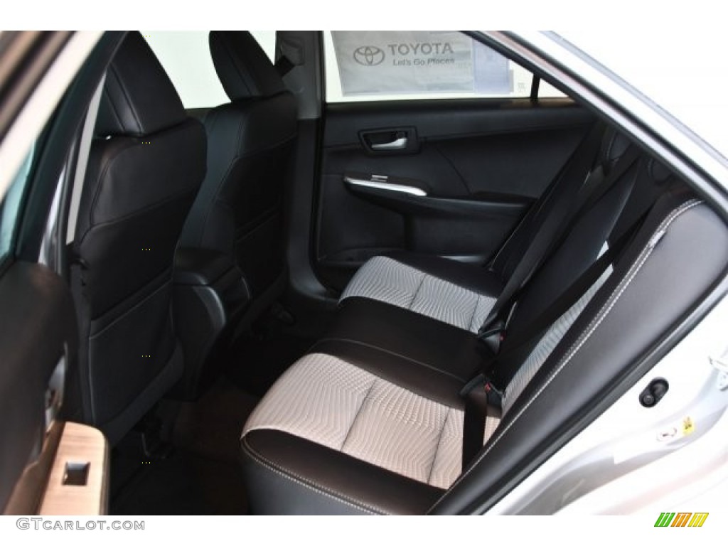2013 Camry SE - Classic Silver Metallic / Black/Ash photo #12