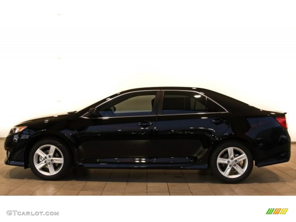2013 Camry SE - Attitude Black Metallic / Black photo #2