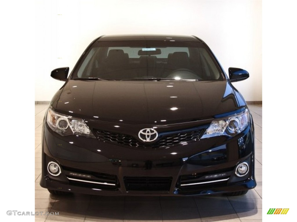 2013 Camry SE - Attitude Black Metallic / Black photo #3