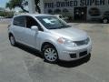 Brilliant Silver - Versa 1.8 S Hatchback Photo No. 1