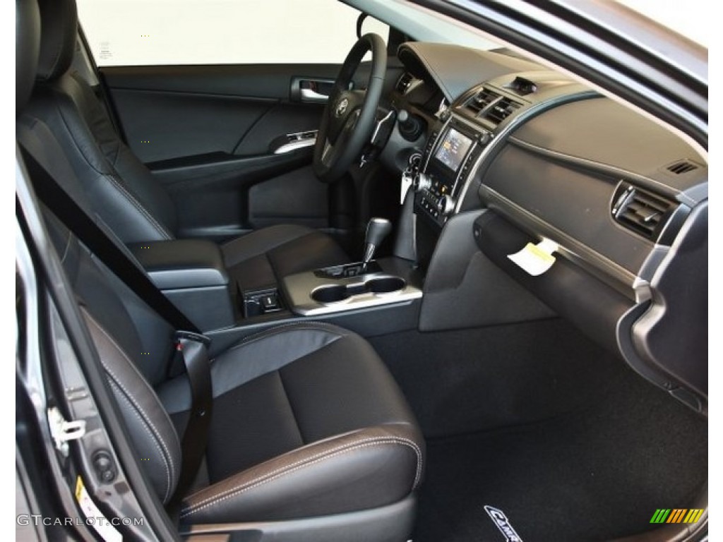 2013 Camry SE - Attitude Black Metallic / Black photo #6
