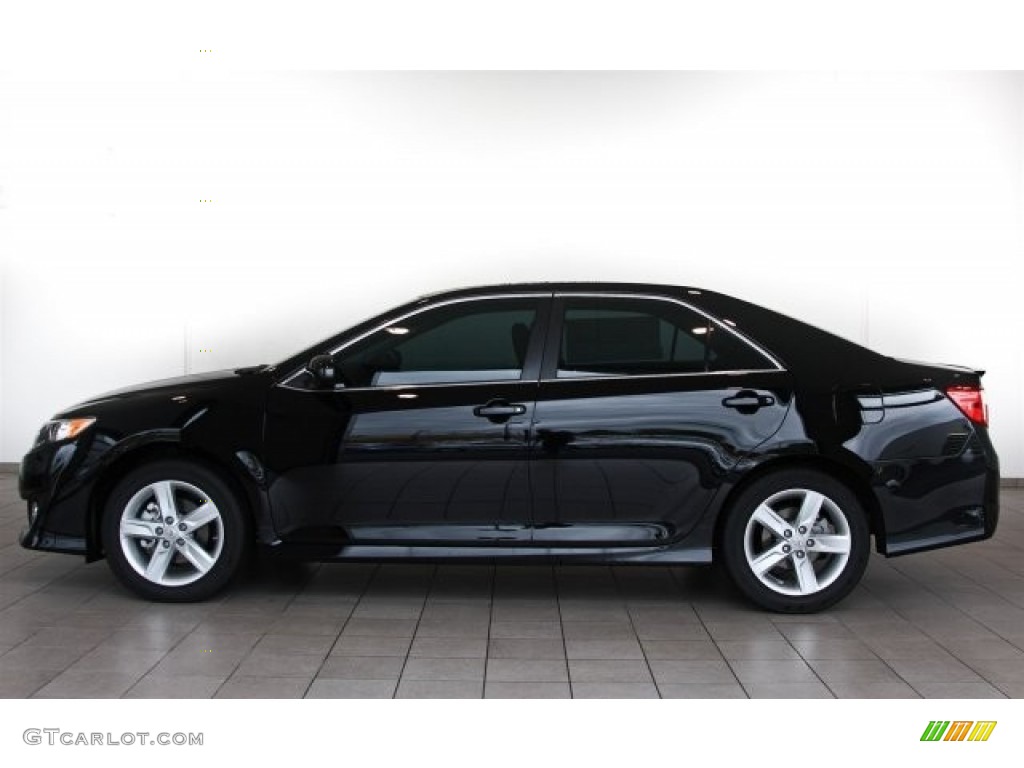 2013 Camry SE - Attitude Black Metallic / Black photo #2