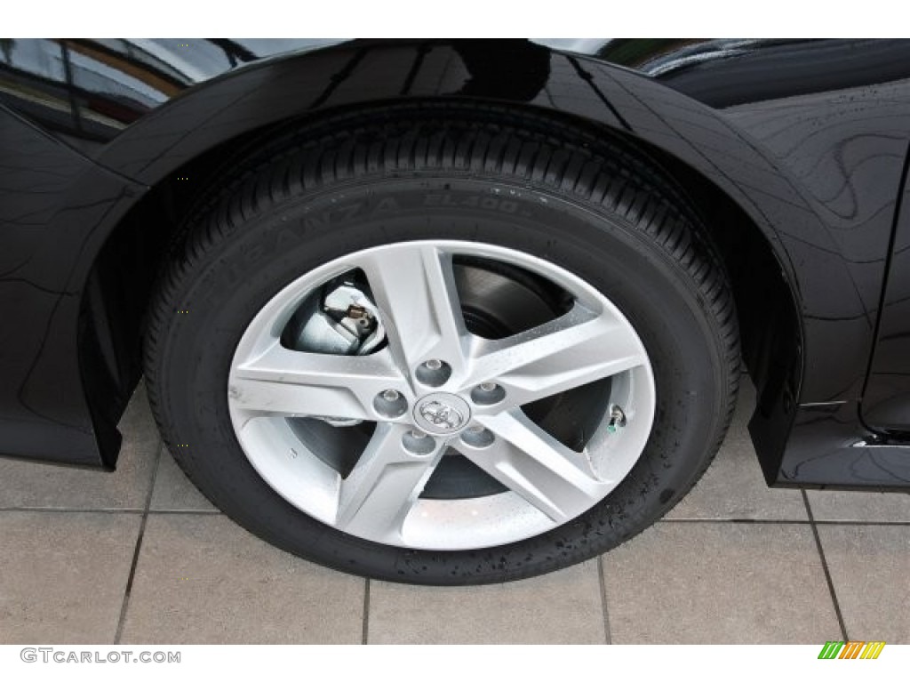 2013 Camry SE - Attitude Black Metallic / Black photo #5