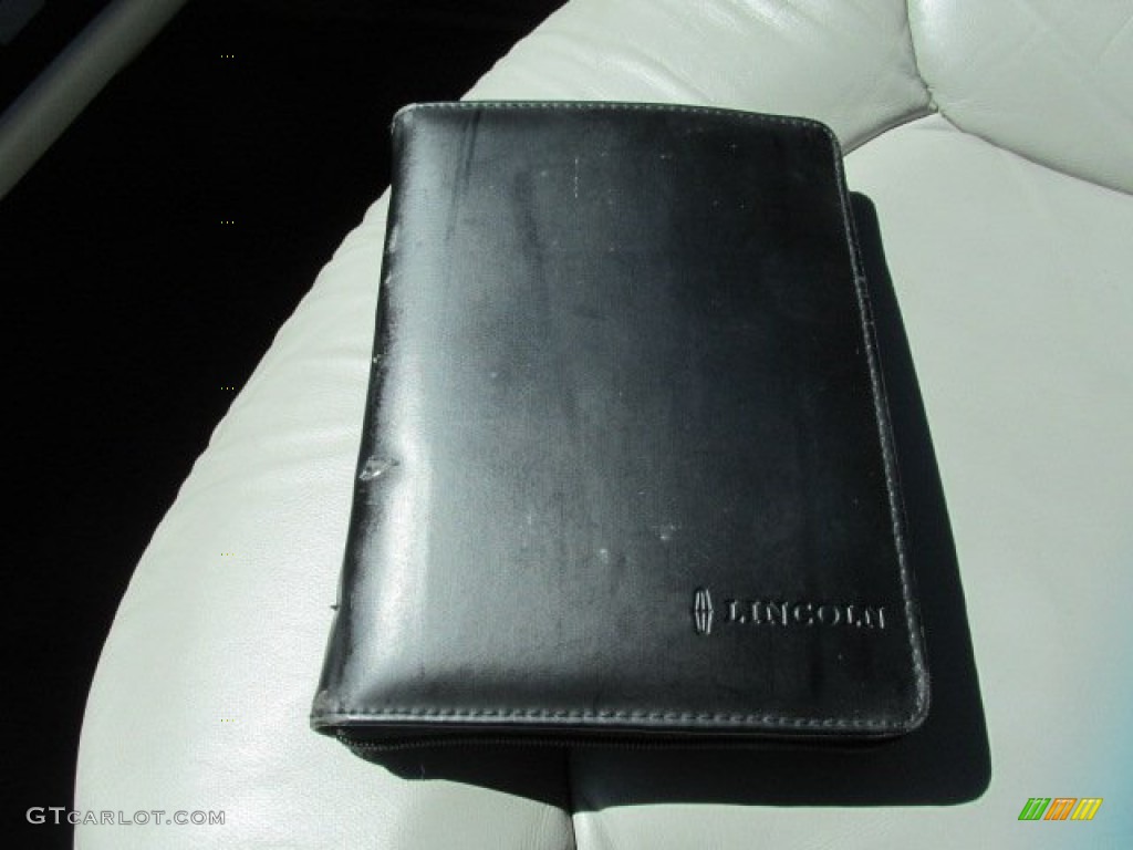 1999 Lincoln Continental Standard Continental Model Books/Manuals Photos