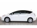 2013 Blizzard White Pearl Toyota Prius v Two Hybrid  photo #2