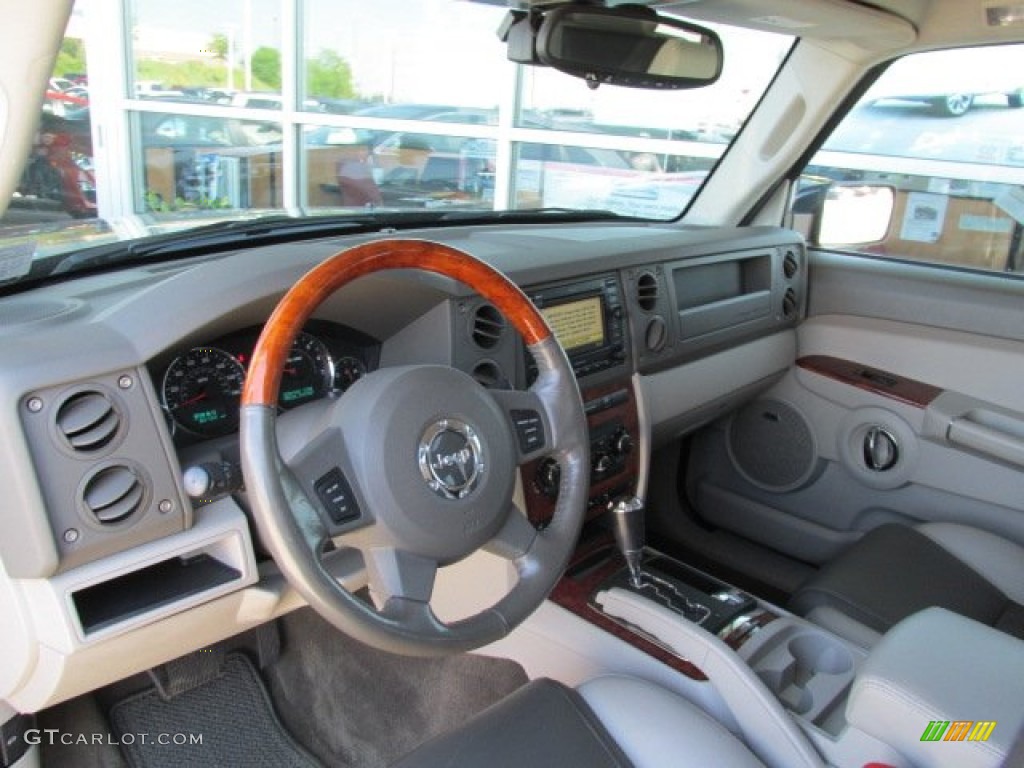 2007 Jeep Commander Overland 4x4 Dashboard Photos