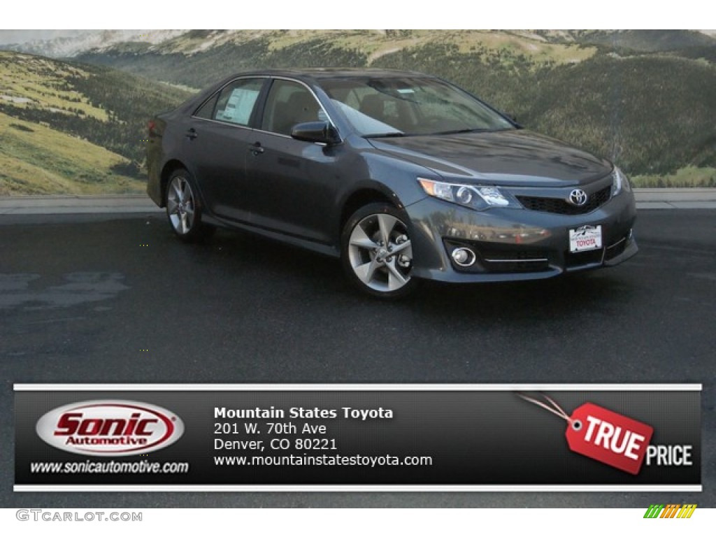 2013 Camry SE V6 - Magnetic Gray Metallic / Black/Ash photo #1