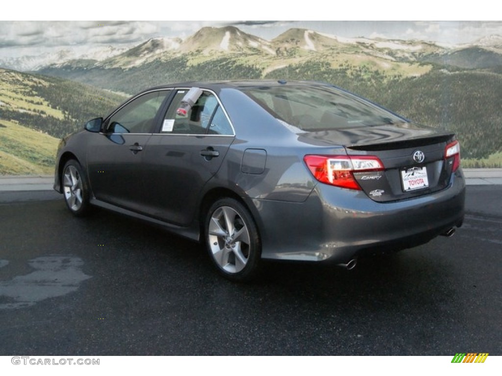 2013 Camry SE V6 - Magnetic Gray Metallic / Black/Ash photo #2