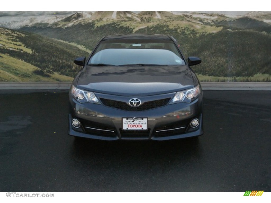 2013 Camry SE V6 - Magnetic Gray Metallic / Black/Ash photo #3