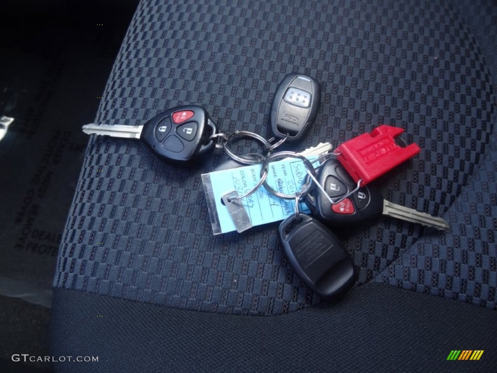 2011 Toyota RAV4 V6 Sport 4WD Keys Photo #82547783