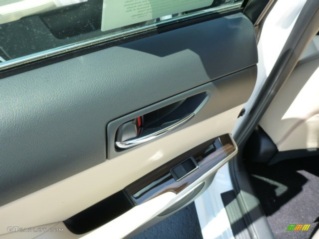 2014 IS 250 AWD - Starfire Pearl / Parchment photo #13