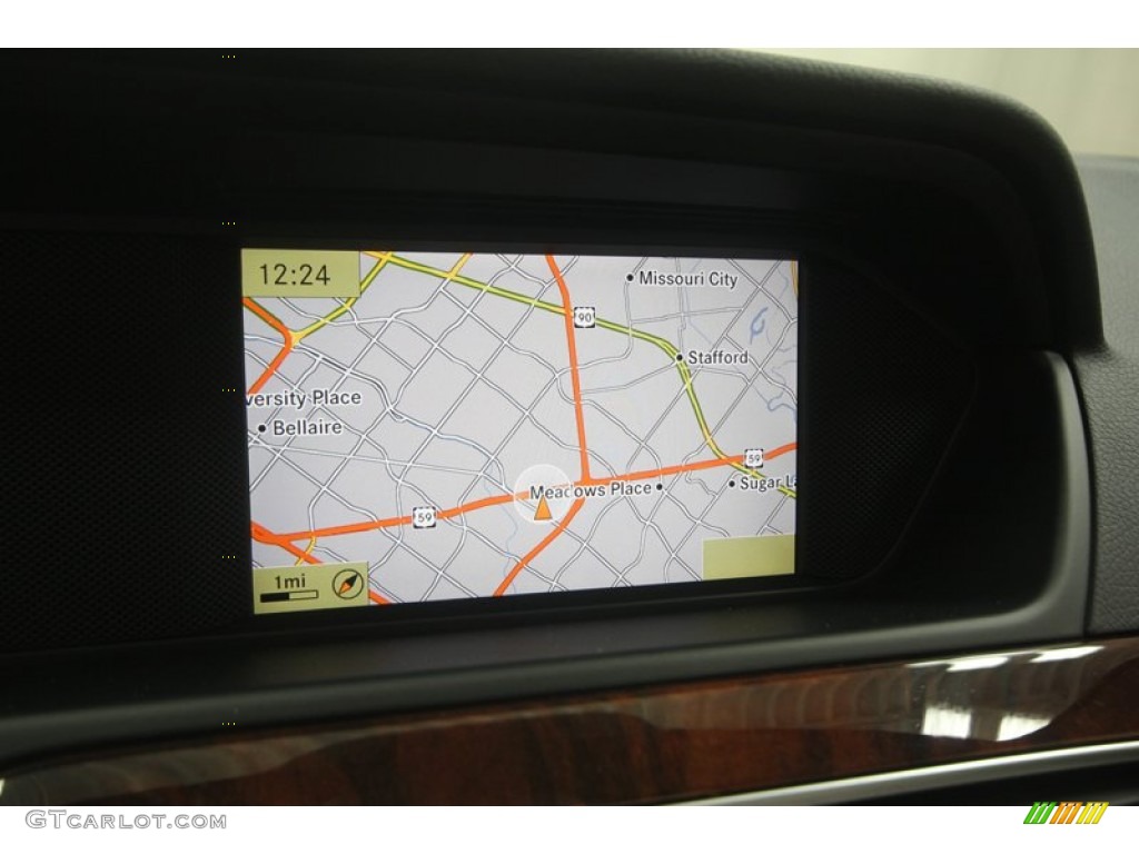 2012 Mercedes-Benz C 250 Sport Navigation Photos