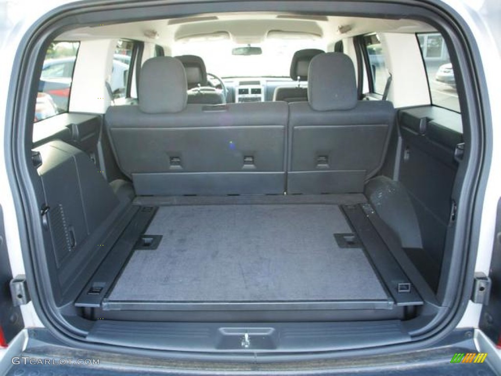 2011 Dodge Nitro SXT 4x4 Trunk Photos