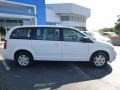 Stone White - Grand Caravan SE Photo No. 2