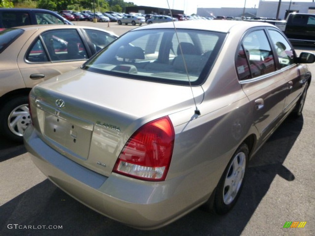2002 Elantra GLS Sedan - Champagne Beige / Beige photo #2