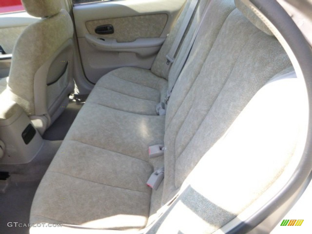 2002 Elantra GLS Sedan - Champagne Beige / Beige photo #8