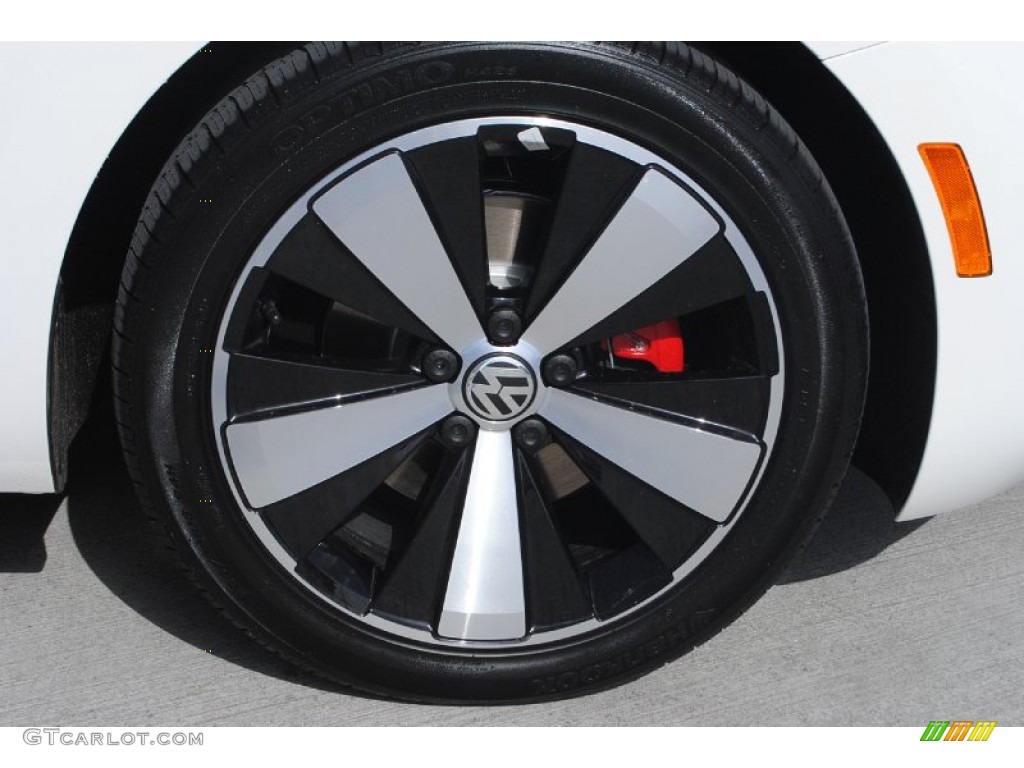 2013 Volkswagen Beetle Turbo Convertible Wheel Photo #82555543