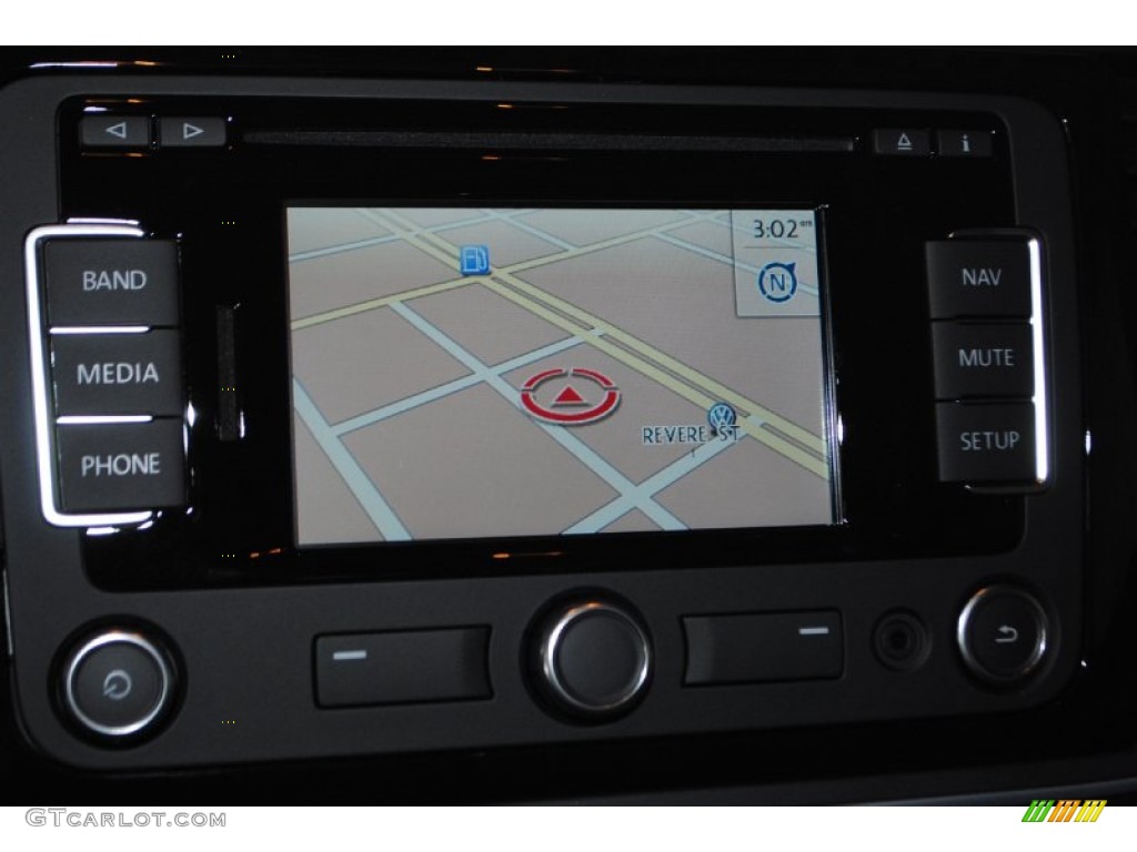 2013 Volkswagen Beetle Turbo Convertible Navigation Photo #82555883