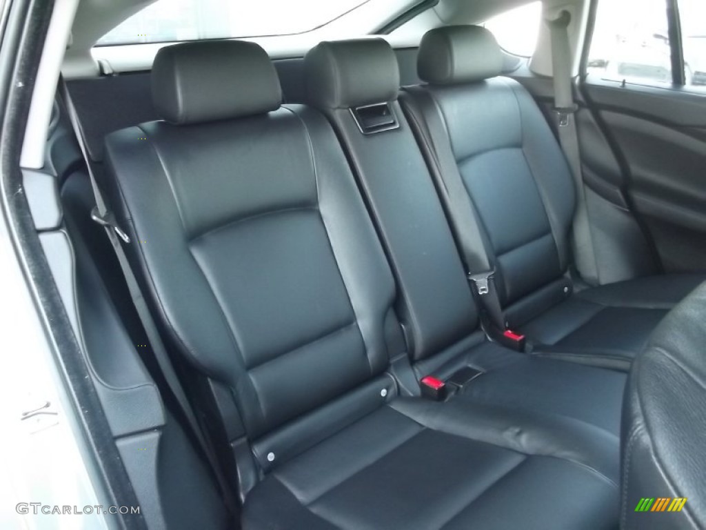 2010 BMW 5 Series 550i xDrive Gran Turismo Rear Seat Photos