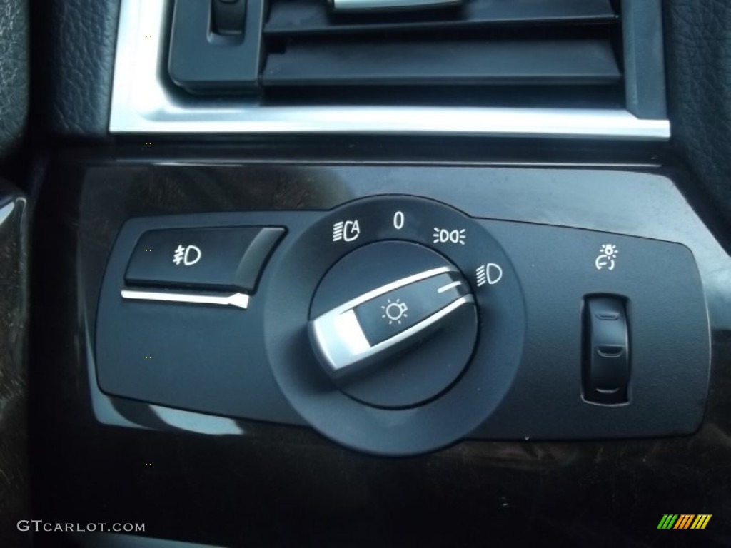 2010 BMW 5 Series 550i xDrive Gran Turismo Controls Photo #82558684