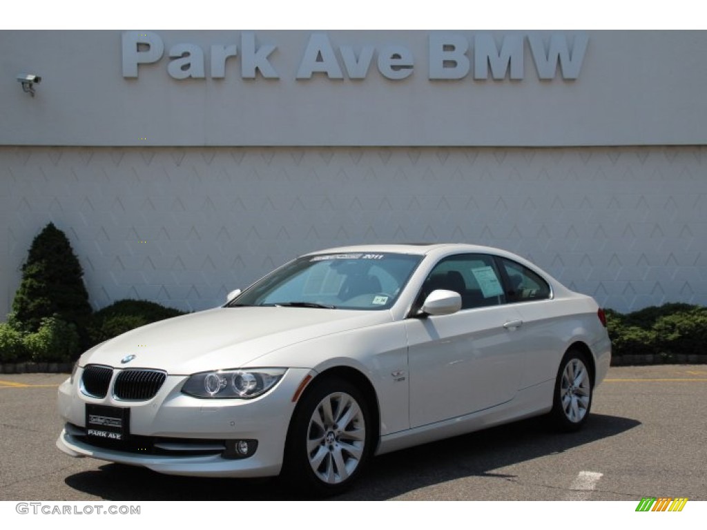 2011 3 Series 328i xDrive Coupe - Mineral White Metallic / Black photo #1