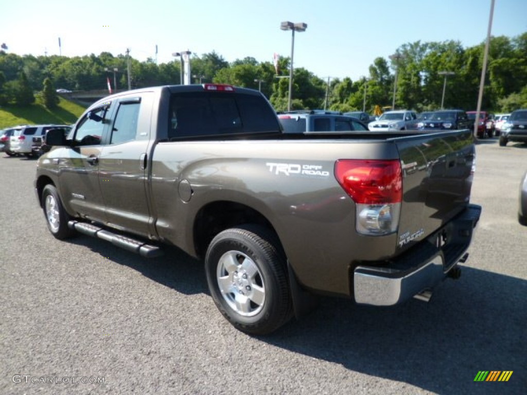 2008 Tundra SR5 TRD Double Cab 4x4 - Pyrite Mica / Beige photo #5