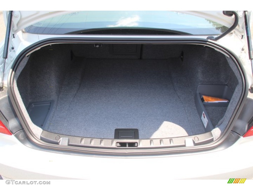 2011 BMW 3 Series 328i xDrive Coupe Trunk Photo #82563628