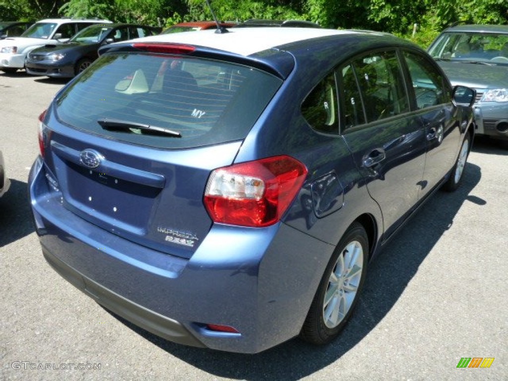 2013 Impreza 2.0i Premium 5 Door - Marine Blue Pearl / Black photo #4