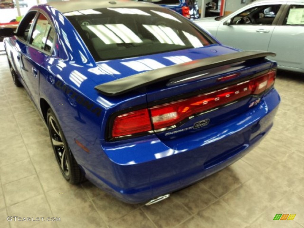 2013 Charger R/T Daytona - Daytona Blue Pearl / Daytona Edition Black/Blue photo #3