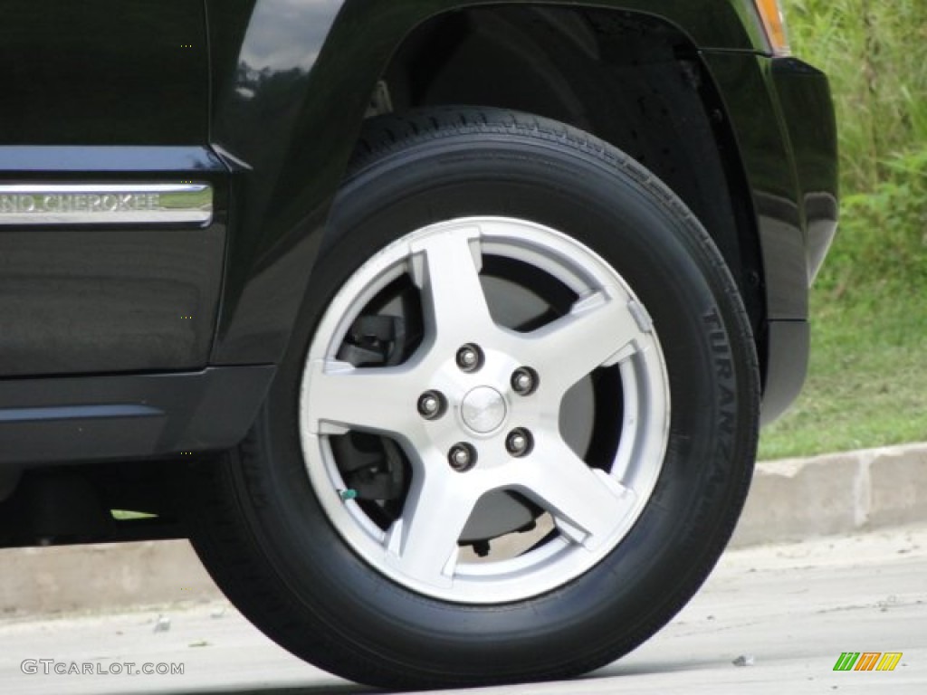 2005 Jeep Grand Cherokee Limited Wheel Photo #82568231