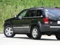2005 Brilliant Black Crystal Pearl Jeep Grand Cherokee Limited  photo #15