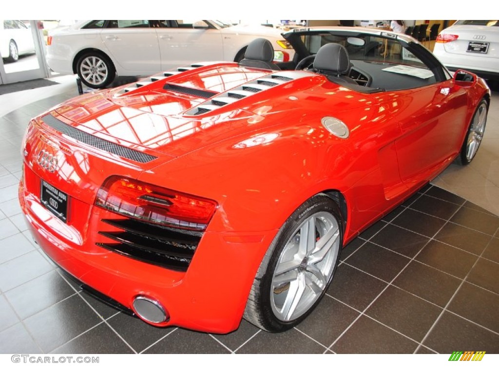 2014 R8 Spyder V8 - Brilliant Red / Black photo #8