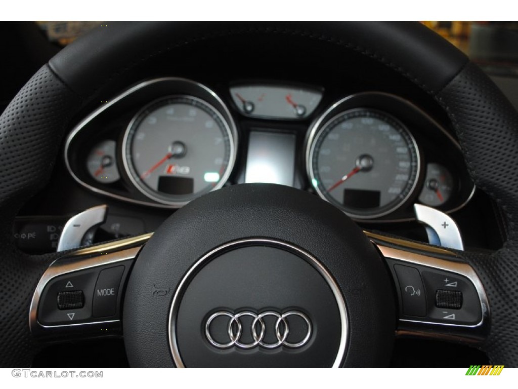 2014 R8 Spyder V8 - Brilliant Red / Black photo #26