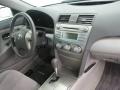 Super White - Camry LE Photo No. 21