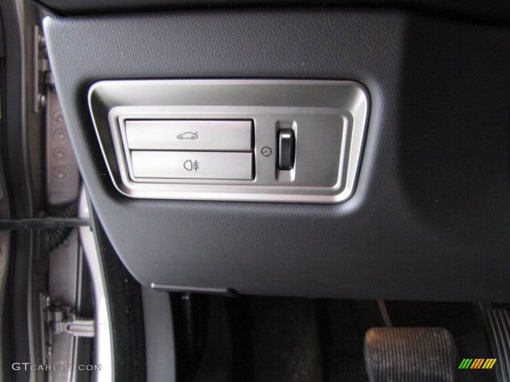 2010 XF Premium Sport Sedan - Vapour Grey Metallic / Warm Charcoal photo #33