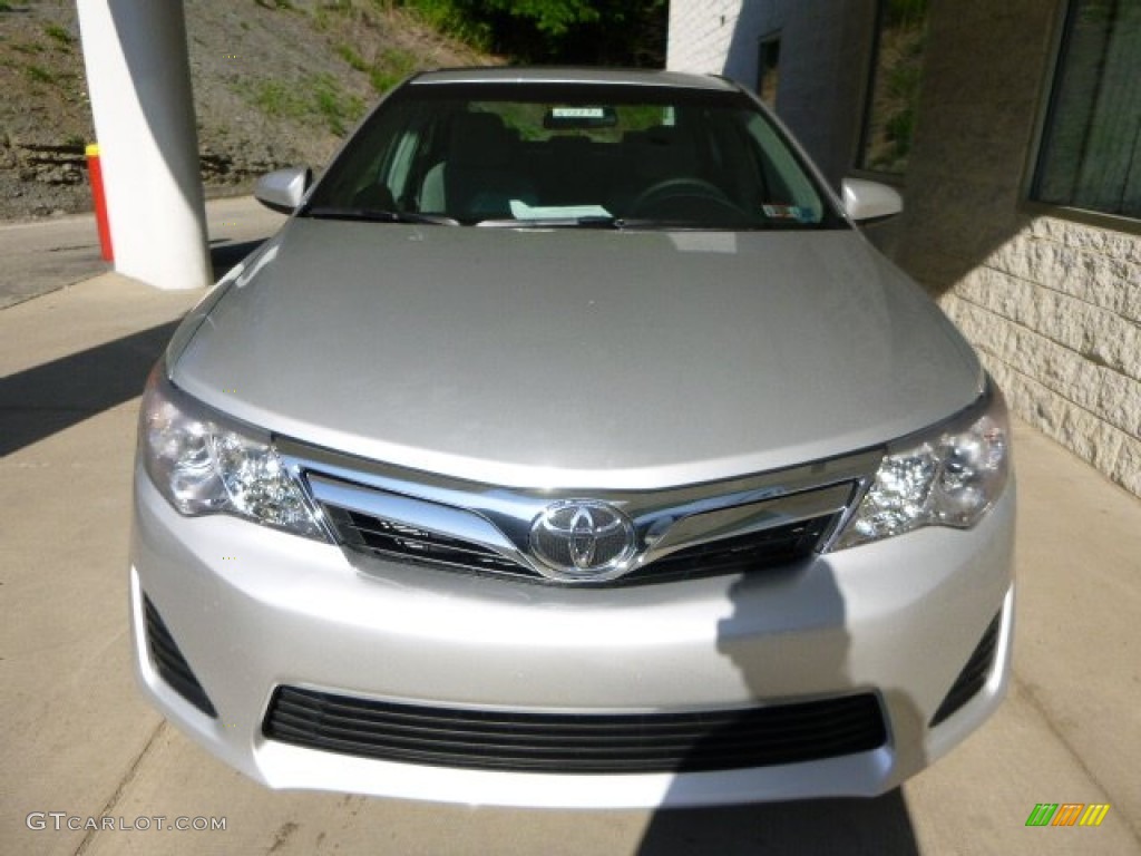 2013 Camry LE - Classic Silver Metallic / Ash photo #6
