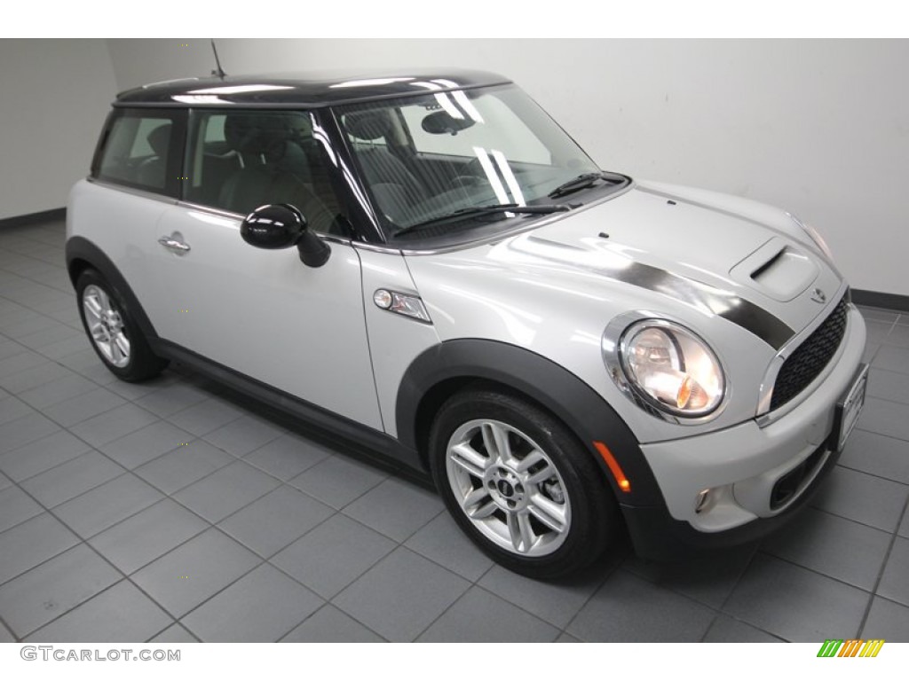 2011 Cooper S Hardtop - White Silver Metallic / Carbon Black photo #8