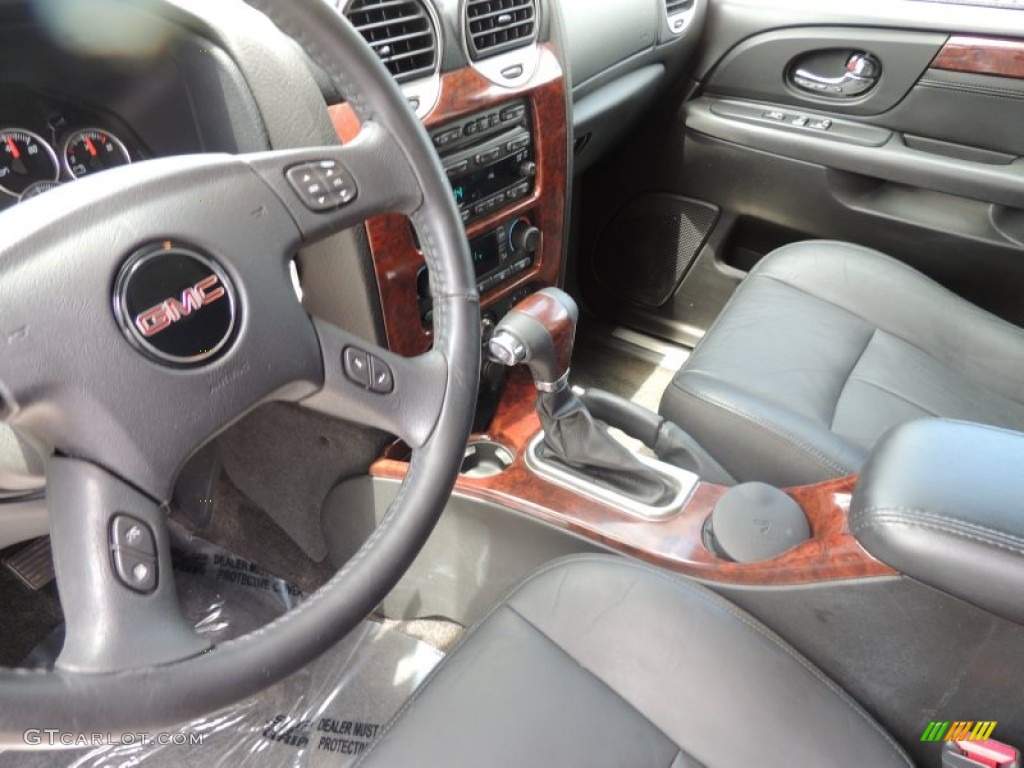 2005 Envoy SLT - Carbon Black Metallic / Ebony photo #3