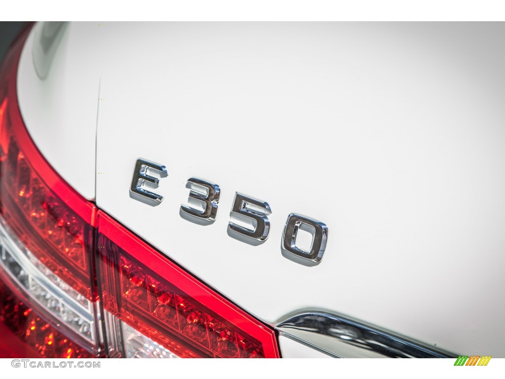 2010 Mercedes-Benz E 350 Coupe Marks and Logos Photos