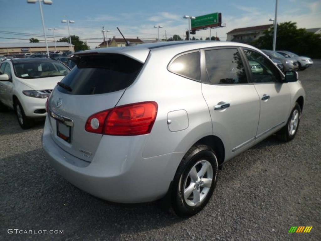 2013 Rogue S AWD - Brilliant Silver / Black photo #7